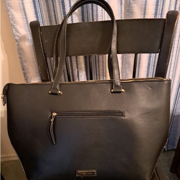 Adrienne Vittadini Purse - Picture 3 of 4